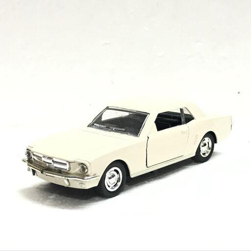 ماکت ماشین فلزی فورد موستانگ 1965 کلاسیک کرم در فروشگاه تهران ماکت